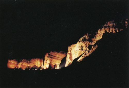 H.Johannes Wallmann: KLANG FELSEN HELGOLAND - Landschaftsklang-Komposition, Rundfunk-Liveübertragung NDR 3 (1996). Der Helgoländer 10/1996: "Die Musik, mal ergreifend-tragend, dann wieder drohend-grollend die Sopranstimme unterstützend, glich einer Referenz an das Millionen Jahre alte Felsmassiv" H.Johannes Wallmann: KLANG FELSEN HELGOLAND - Landschaftsklang-Komposition, Rundfunk-Liveübertragung NDR 3 (1996). Der Helgoländer 10/1996: "Die Musik, mal ergreifend-tragend, dann wieder drohend-grollend die Sopranstimme unterstützend, glich einer Referenz an das Millionen Jahre alte Felsmassiv"